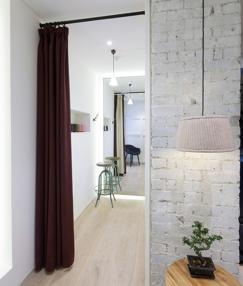 checklandkindleysidesdesignboom06