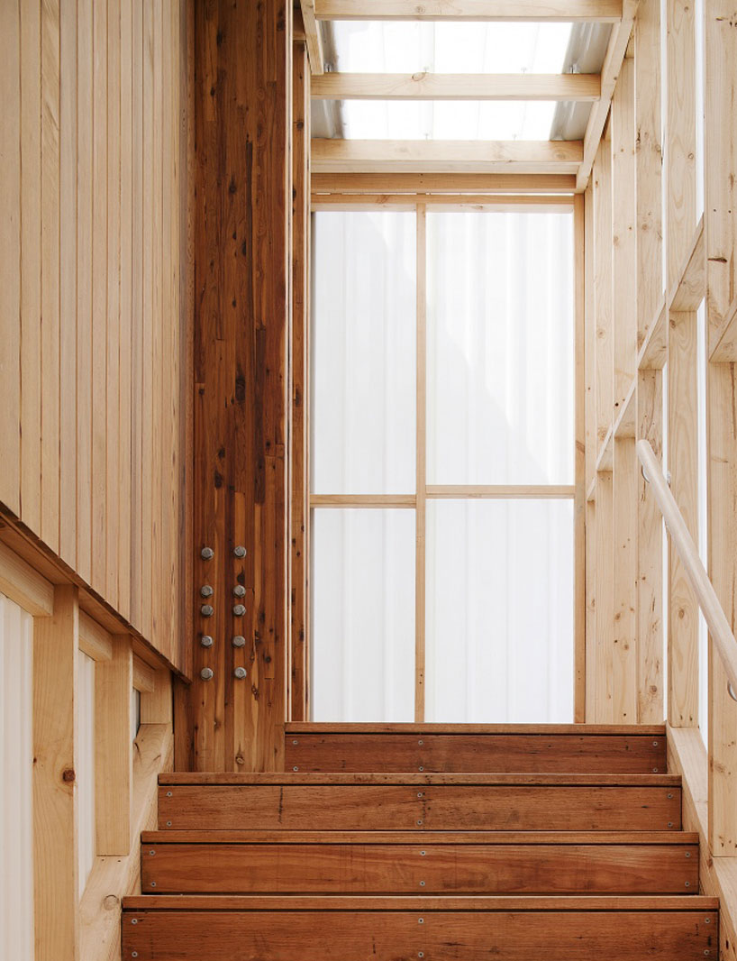 clare-cousins-mornington-house-australia-designboom-02