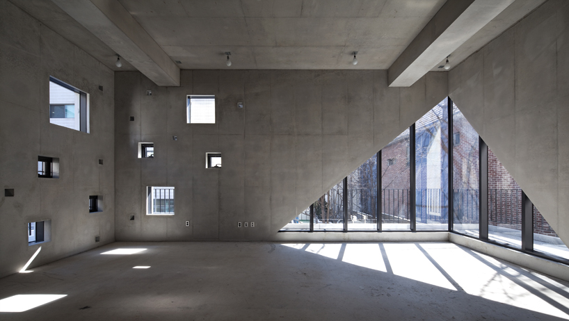 interrobang-bang-by-min-architects-seoul-designboom-02