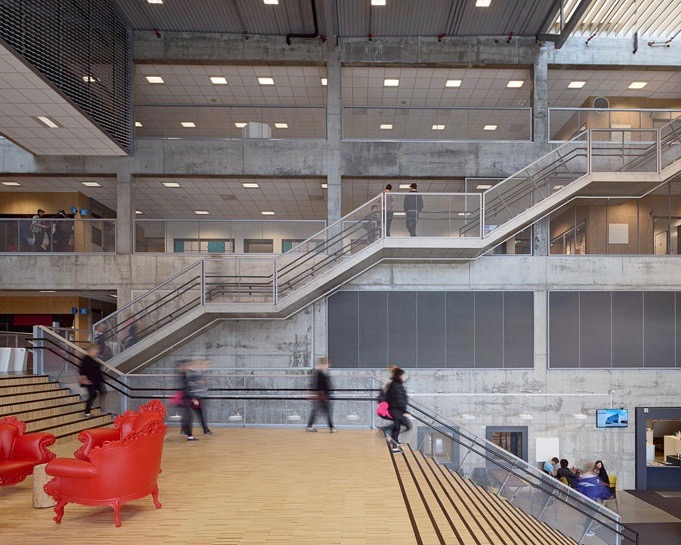 white arkitekter organizes norwegian high school around four-storey atrium