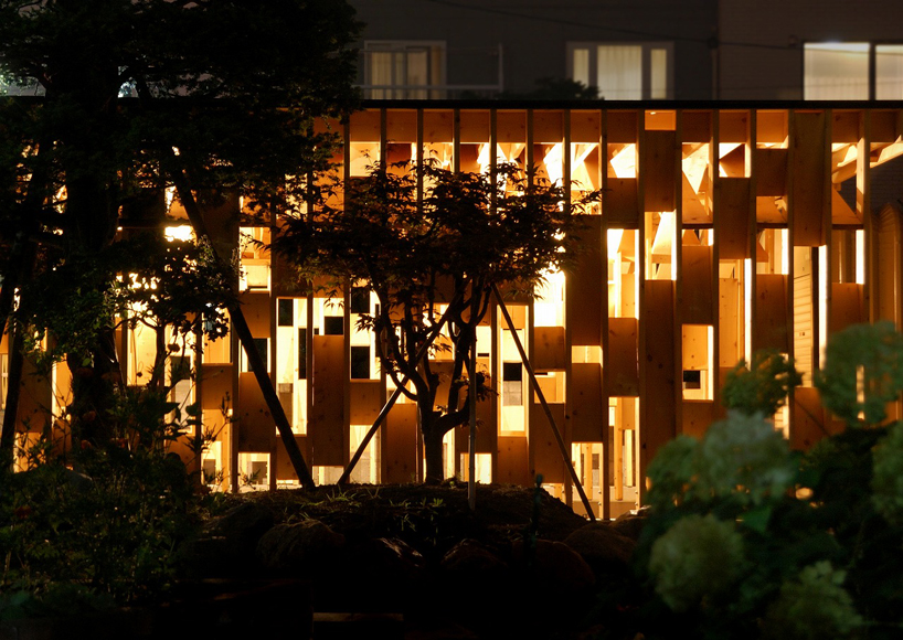 yoshichika-takagi-wood-shelter-hokkaido-japan-designboom-02