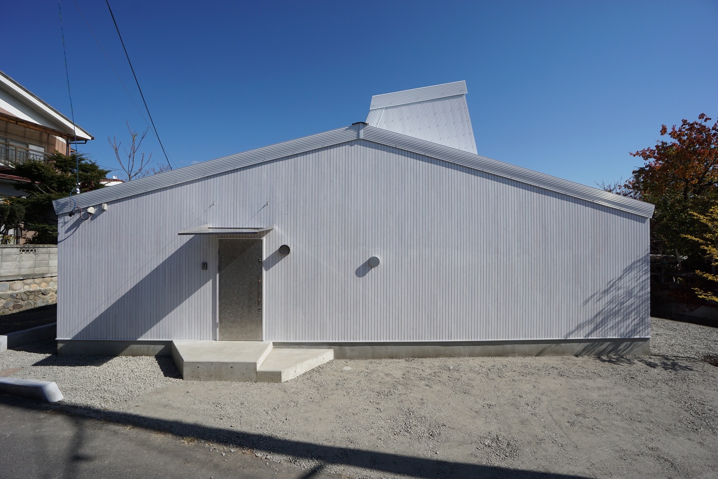 yuji tanabe pettanco house matsumoto japan designboom
