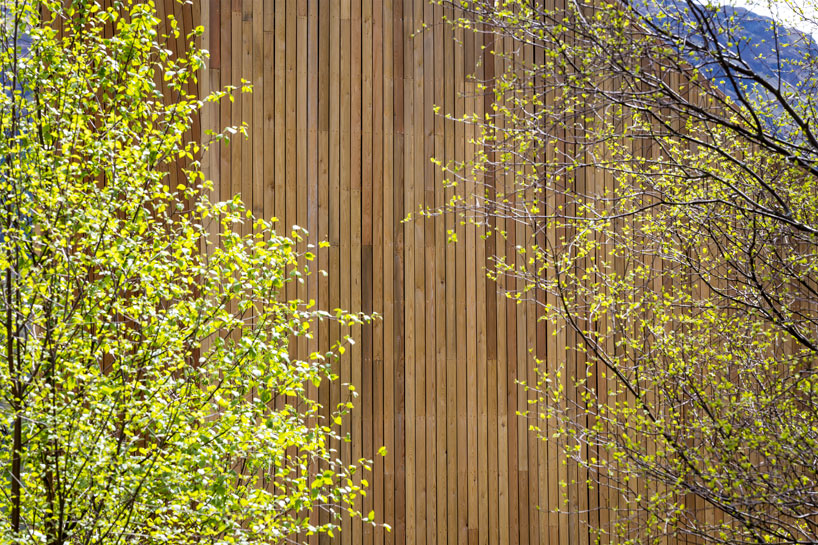 BTE-architecture-pyrimid-viewpoint-scotland-designboom-02