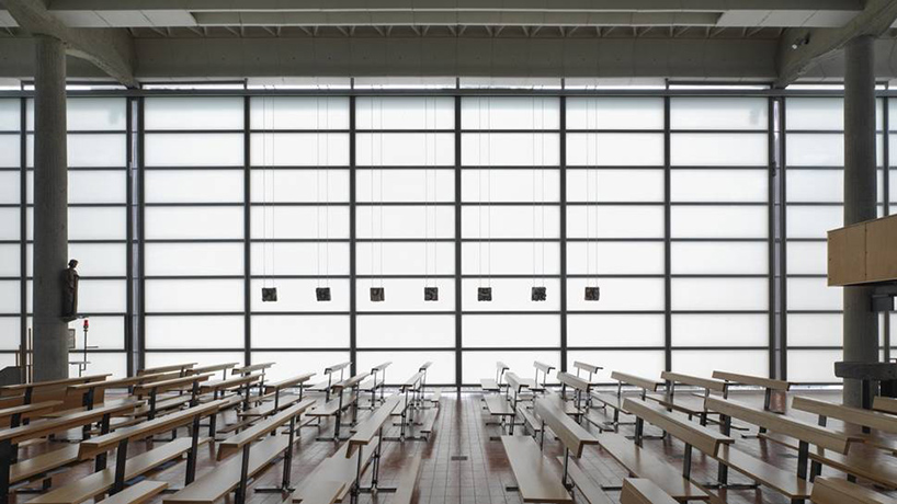 SBG-architetti-the-glass-church-la-chiesa-di-vetro-baranzate-italy-designboom-02