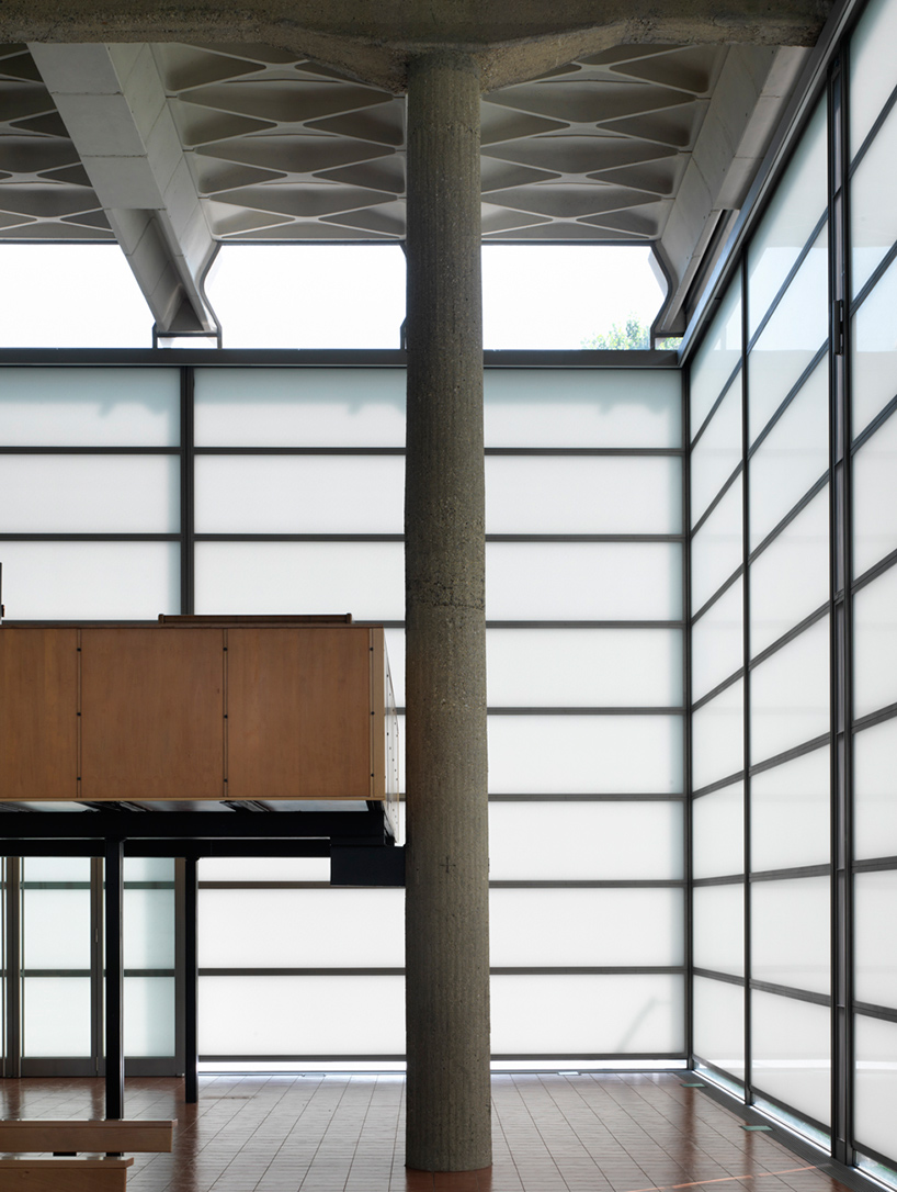 SBG-architetti-the-glass-church-la-chiesa-di-vetro-baranzate-italy-designboom-02