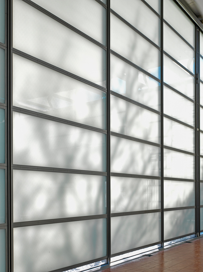 SBG-architetti-the-glass-church-la-chiesa-di-vetro-baranzate-italy-designboom-02