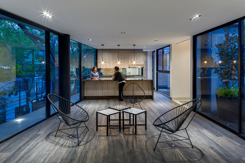 arqmov-workshop-just-be-apartments-mexico-city-designboom-02
