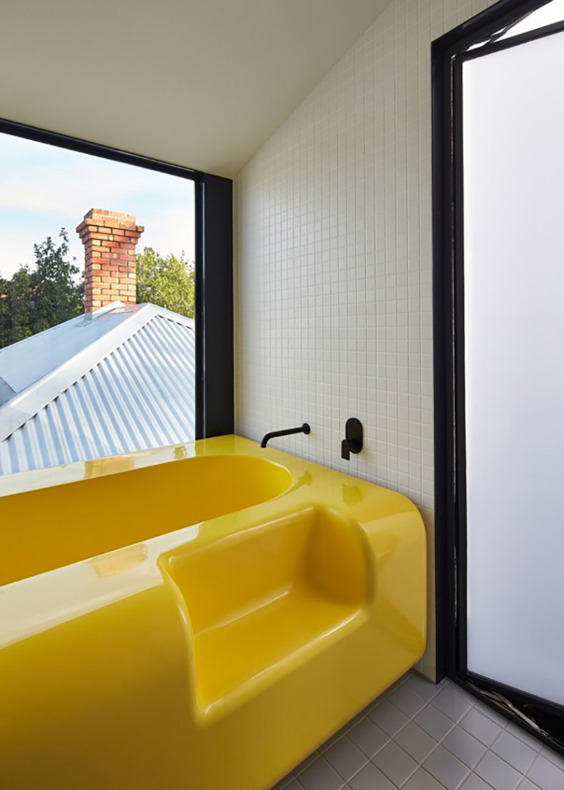 austin-maynard-architects-mills-the-toy-management-house-melbourne-designboom-02