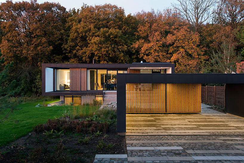 C.F. møller nestles villa R into danish forest