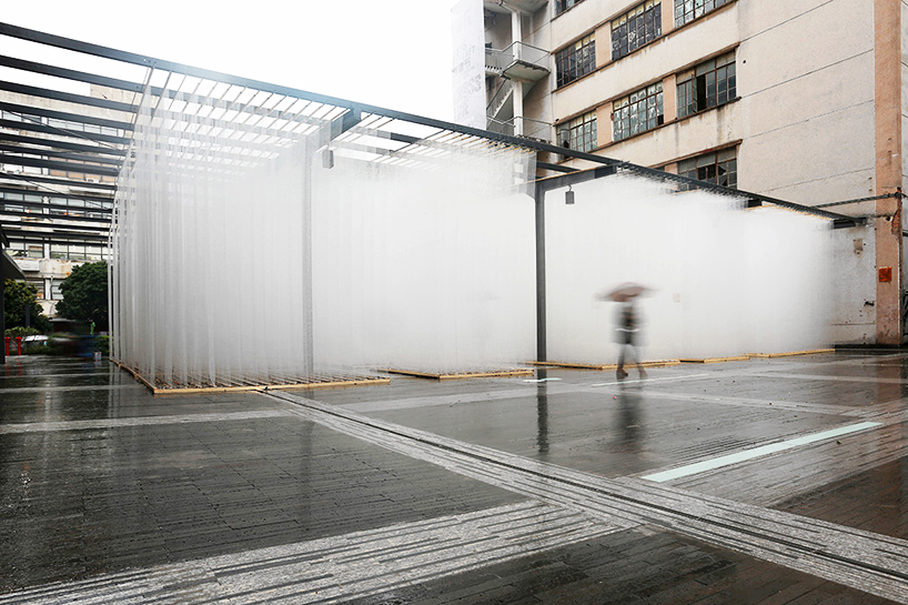 deve-build-architecture-the-fading-past-glass-fiber-net-installation-shenzhen-designboom-01