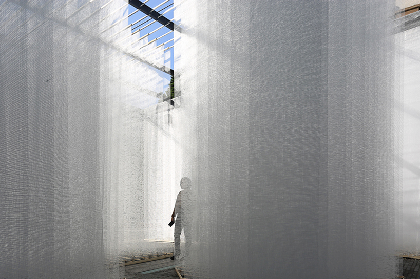 deve-build-architecture-the-fading-past-glass-fiber-net-installation-shenzhen-designboom-04