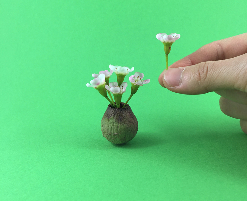 fruit-vegetable-vases-mundane-matters-danling-xiao-designboom-09