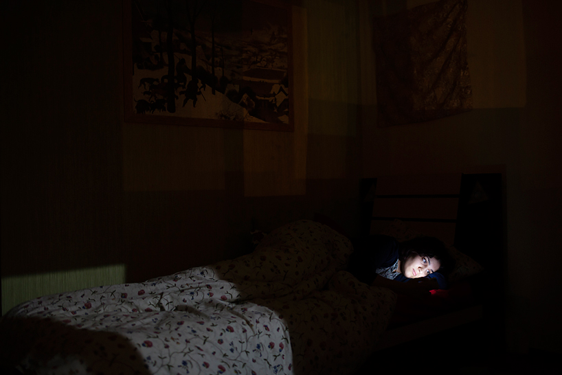 hanif-shoaei-technology-in-bed-designboom-06