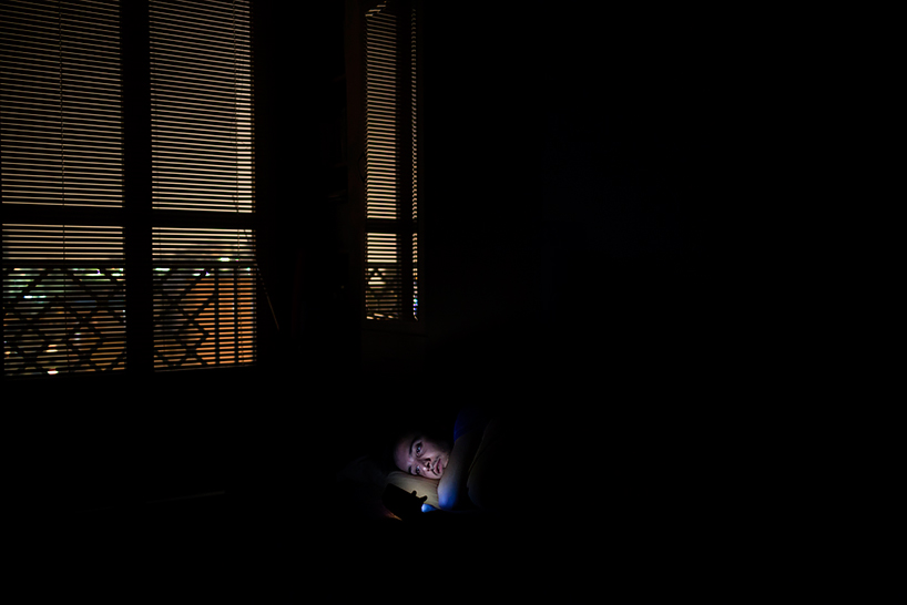 hanif-shoaei-technology-in-bed-designboom-09