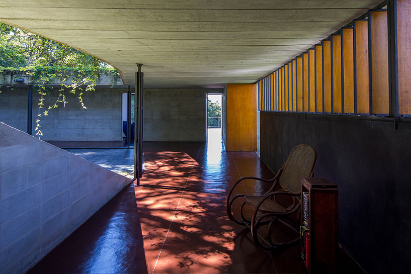 H+F arquitetos tiers mountain-side house in santo antonio do pinhal