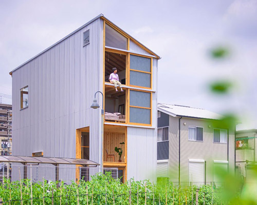 OFEA crafts multi-leveled family home with pottery workshop in japan