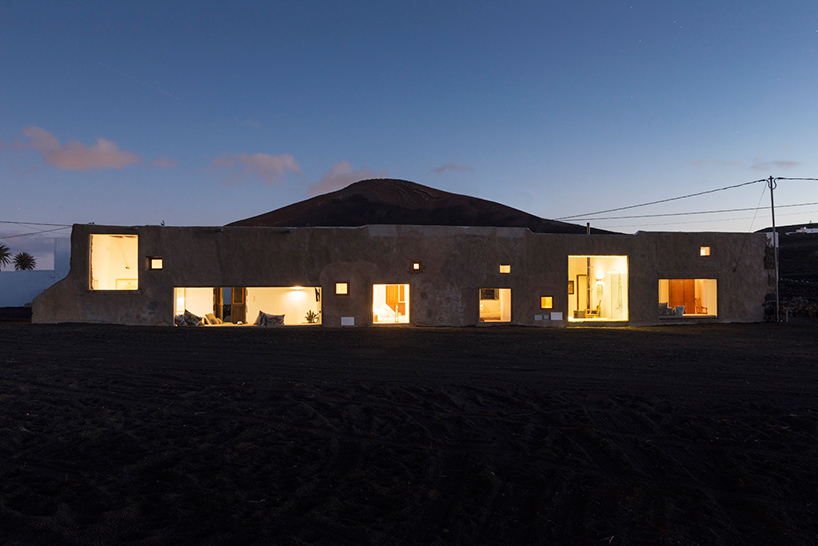 nestor-perez-batista-tegoyo-I-la-geria-lanzarote-canary-islands-designboom-02