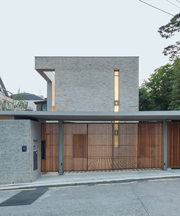 OBBA develops open & closed house in seoul's gangnam district