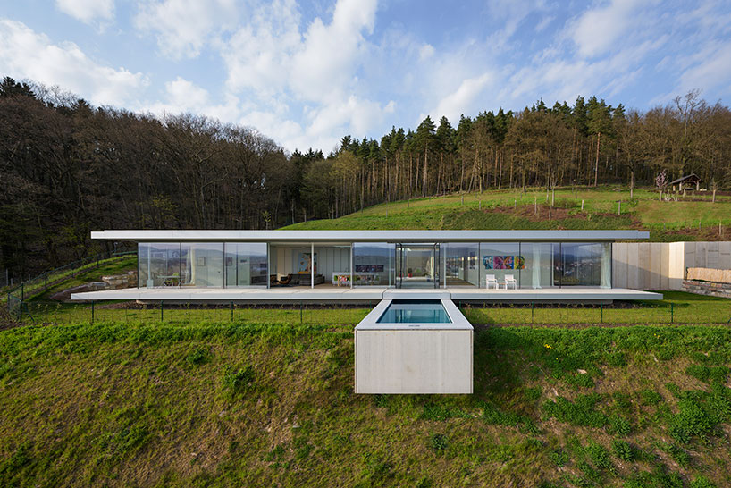 paul de ruiter architects erects transparent villa k in germany