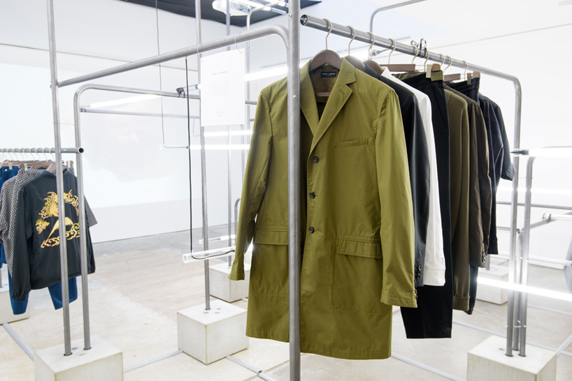 schemata-architects-beams-mr-porter-london-exhibition-designboom-02