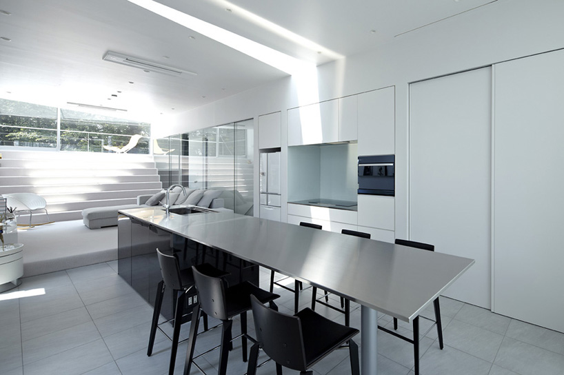 a.l.x.-junichi-sampei-denenchofu-house-designboom-007