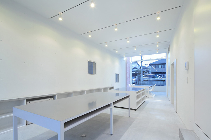 a.l.x.-junichi-sampei-light-cube-factory-designboom-008