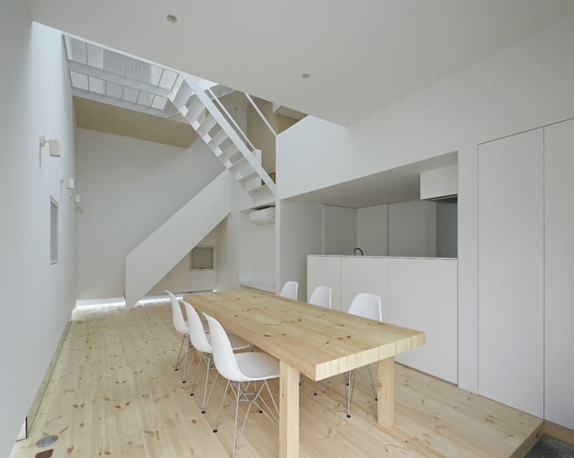 a.l.x.-junichi-sampei-north-site-rail-side-designboom-006