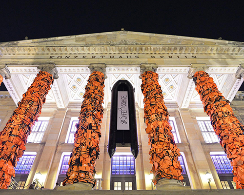 ai weiwei wraps berlin's konzerthaus with 14,000 refugee life jackets