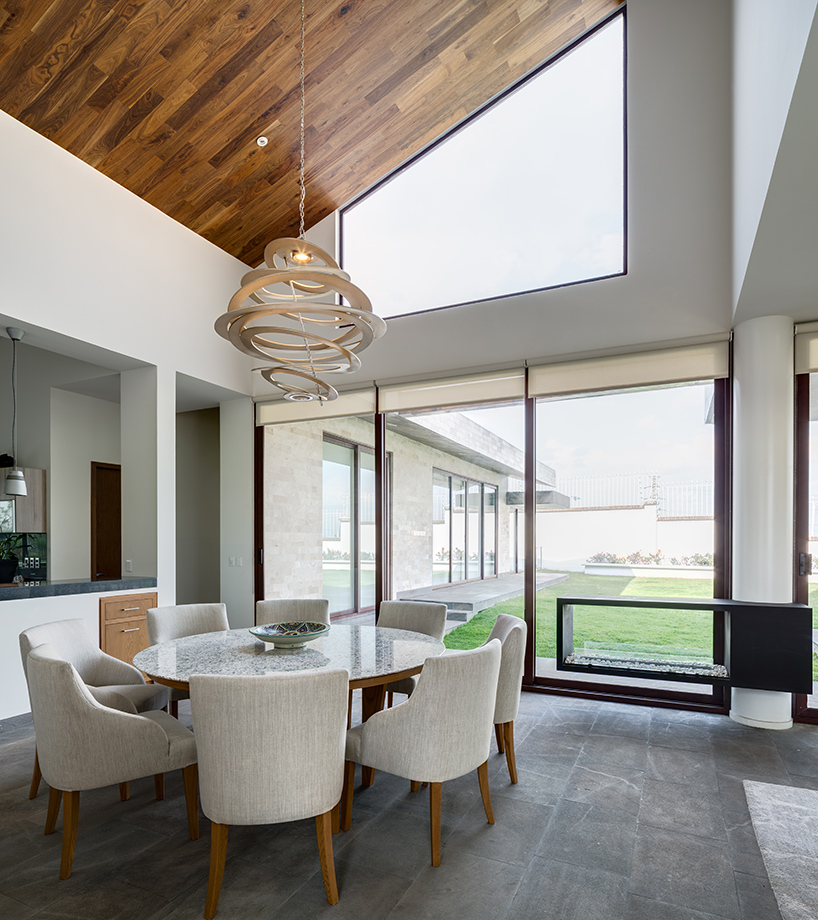 arqmov-workshop-casa-LPZ-house-mexico-city-designboom-02