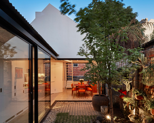 austin maynard architects expands melbourne terrace with light-filled 'alfred' addition