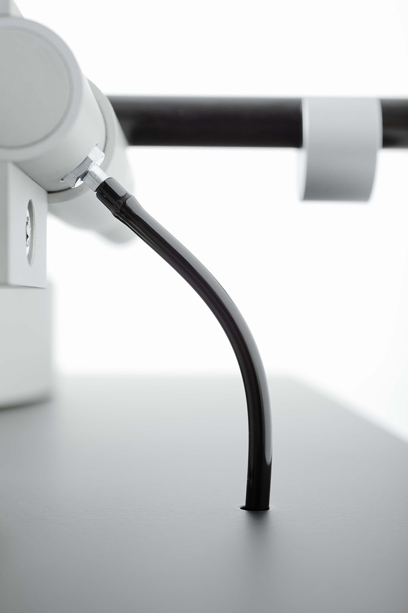 bergmann-magne-system-vinyl-player-designboom-06