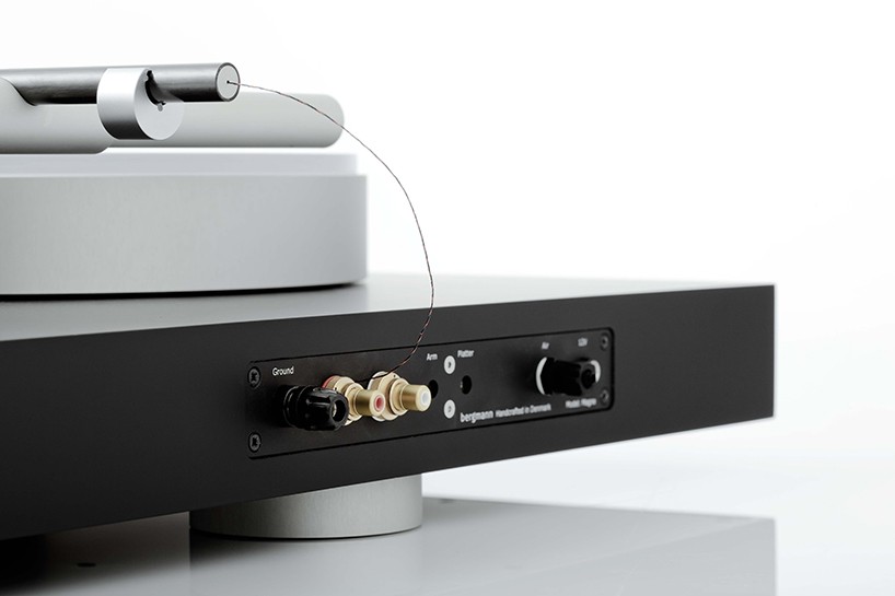 bergmann-magne-system-vinyl-player-designboom-07