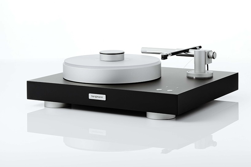 bergmann-magne-system-vinyl-player-designboom-08