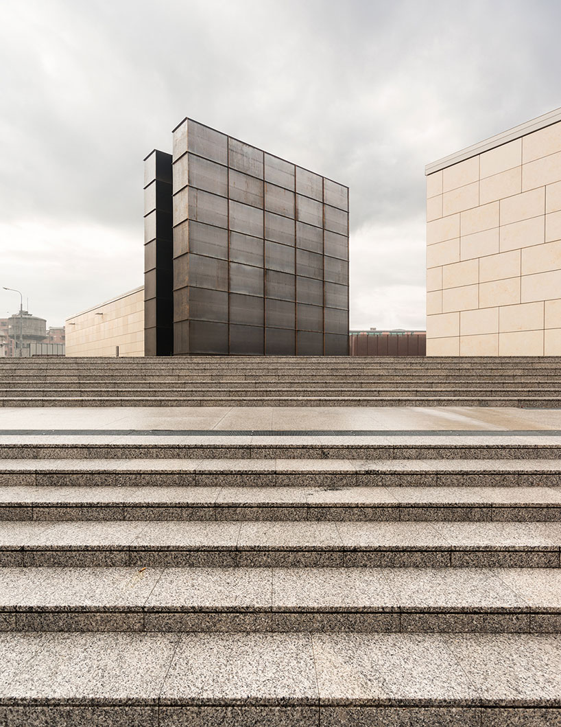 SET architects resurrects history with the bologna shoah memorial