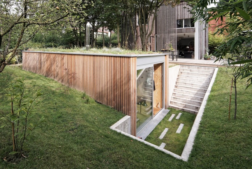 l’escaut architects pam + jenny atelier uses a waterline concept