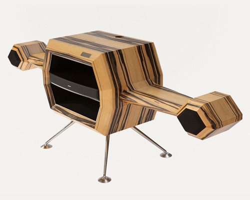 HERVET-MANUFACTURIER paris hand-crafts luxury furniture using traditional techniques