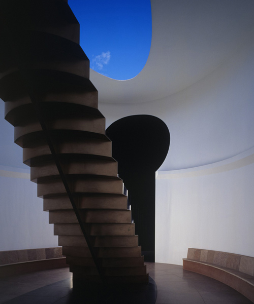 roden crater by james turrell features skyspaces in the arizona desert