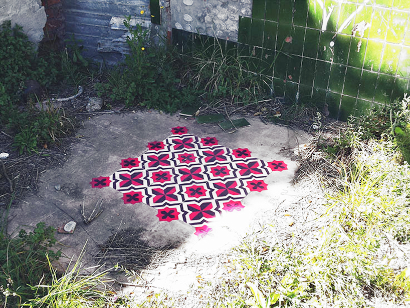 javier-de-riba-floors-spray-paint-designboom-020