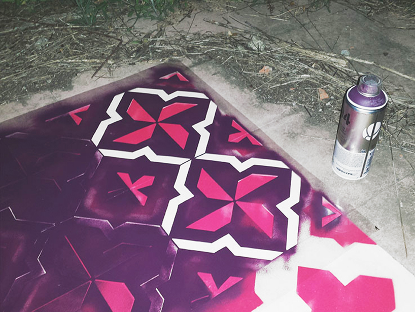 javier-de-riba-floors-spray-paint-designboom-04