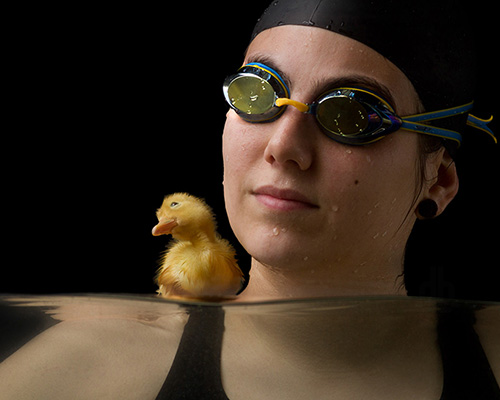 follow lauren & fluffy in juan osorio's friendship photography series