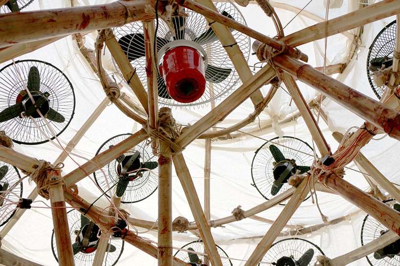 lucas-munoz-delhi-lung-installation-designboom-02