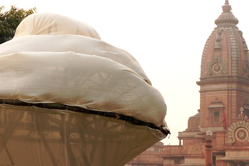 lucas-munoz-delhi-lung-installation-designboom-05