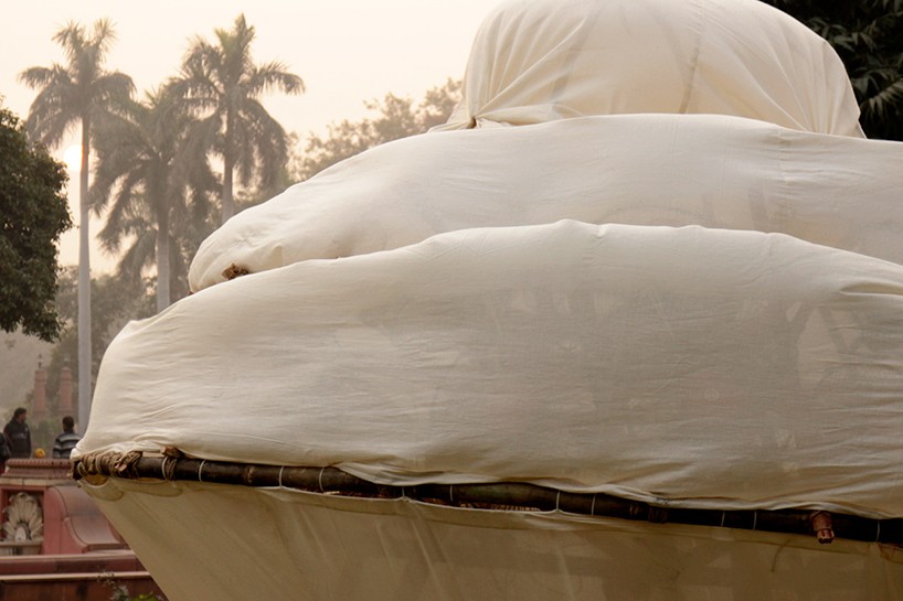 lucas-munoz-delhi-lung-installation-designboom-06