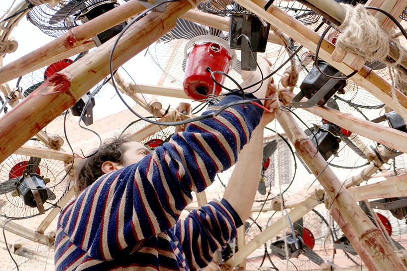 lucas-munoz-delhi-lung-installation-designboom-08