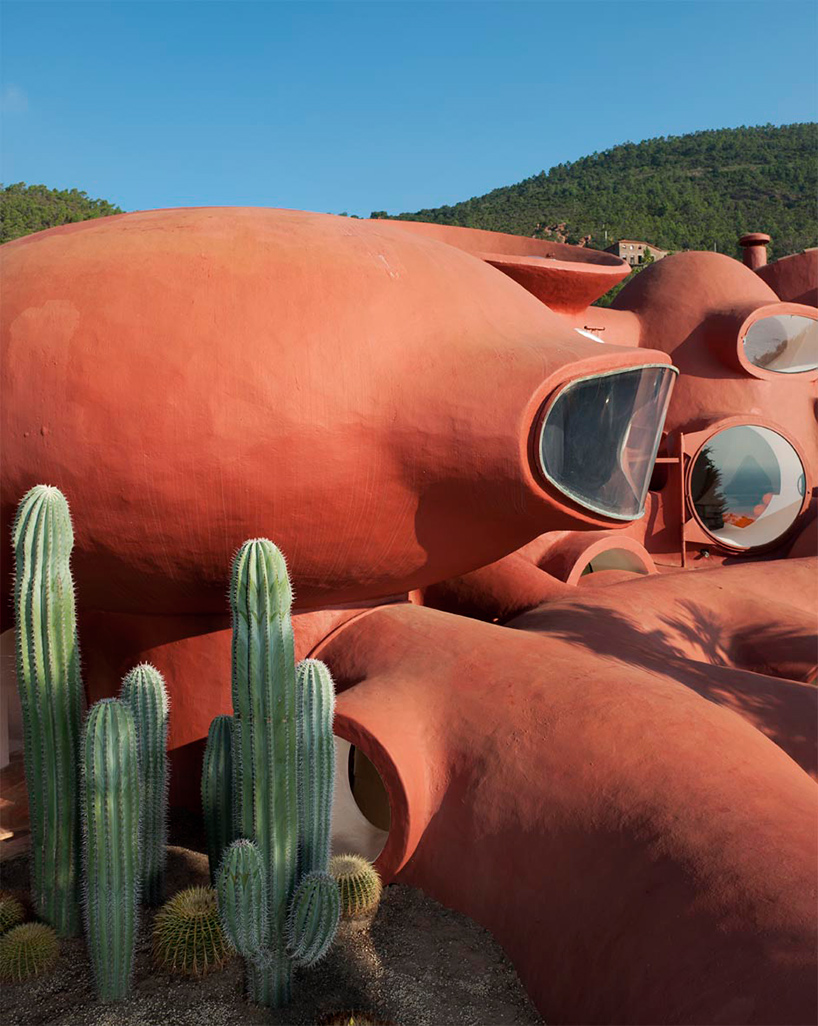 odile decq revamps antti lovag's maison bernard in the south of france