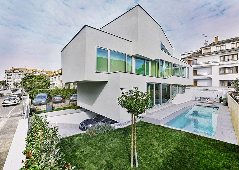 MARC FORNES / THEVERYMANY stacks angular MaHouse in strasbourg