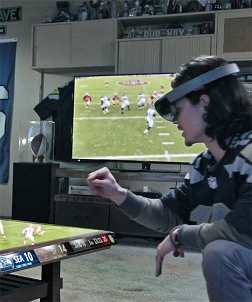 using hololens, microsoft + NFL showcase mixed 3D displays that go beyond existing screens