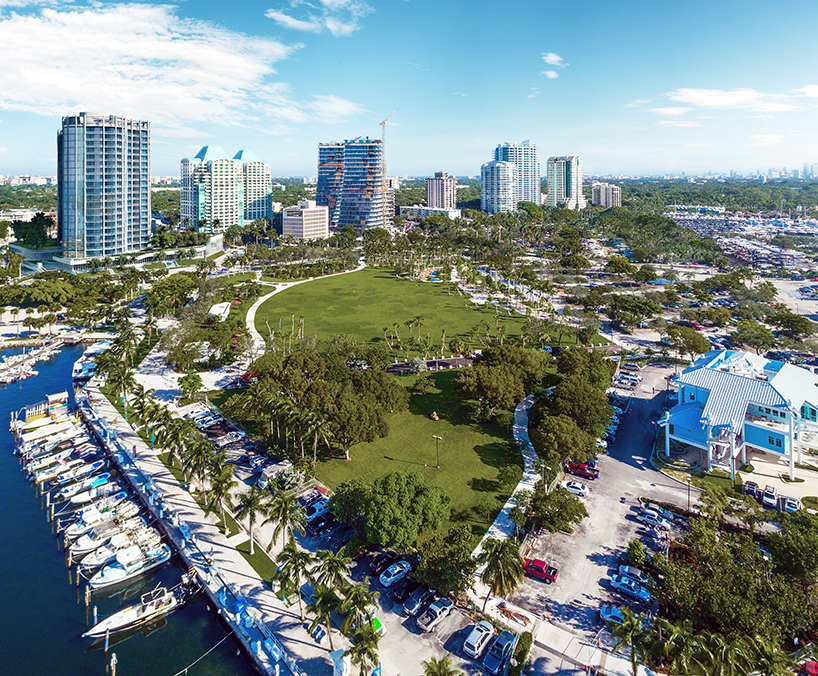 one-park-grove-interiors-meyer-davis-rem-koolhaas-OMA-miami-designboom-02