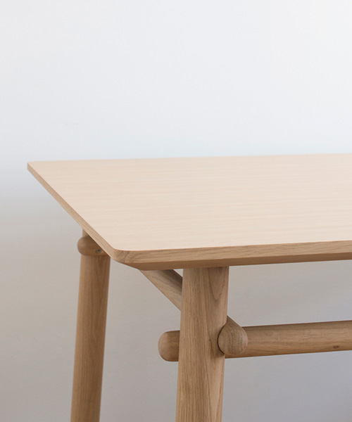 silvia ceñal pays homage to the pines of les landes in forêt table