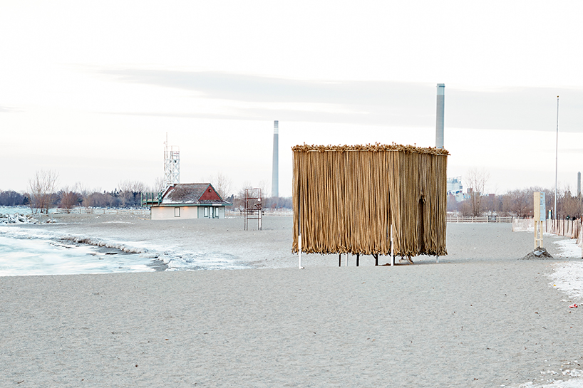 winter-stations-toronto-installations-beach-designboom-012